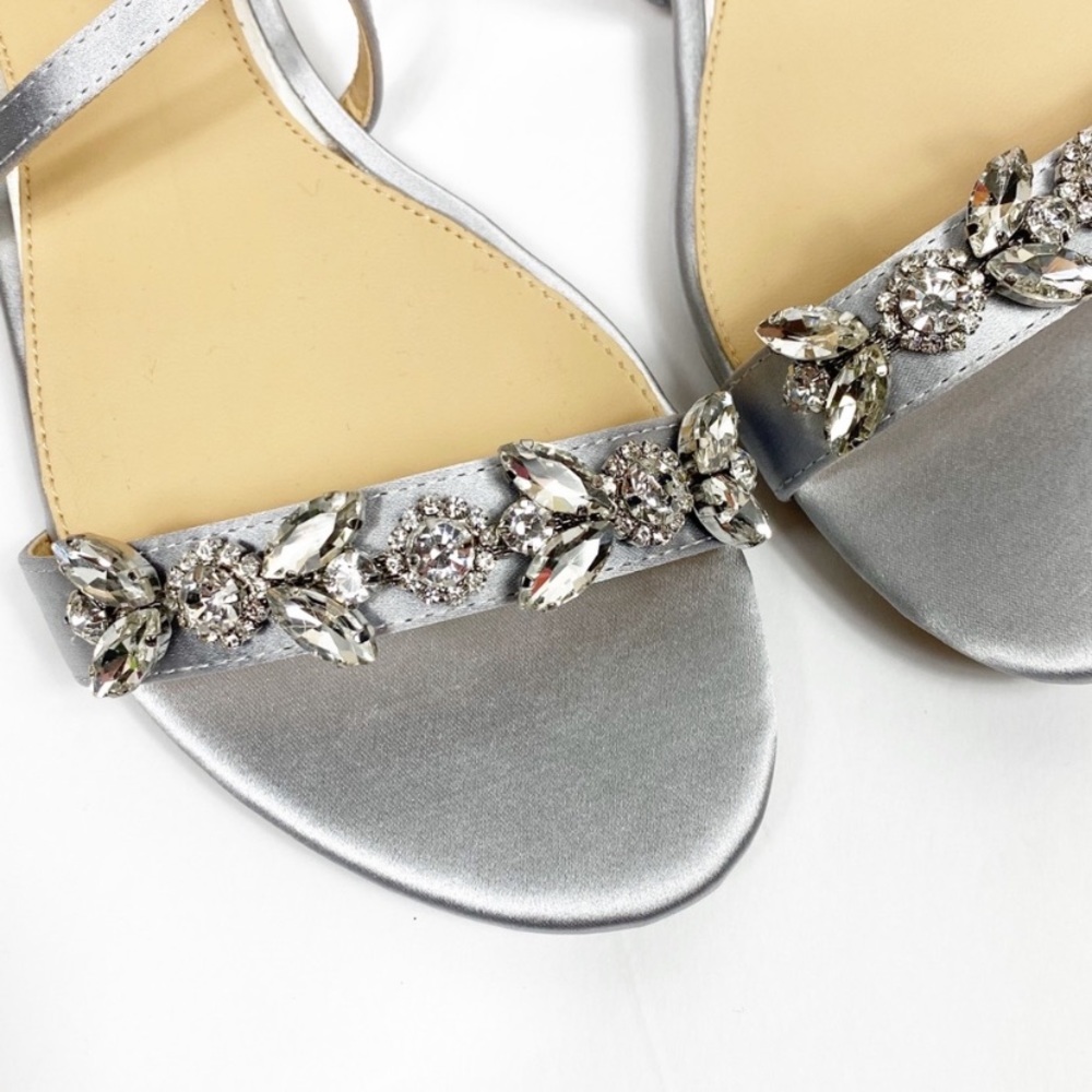 JewelBadgley Mischka Silver Sandals